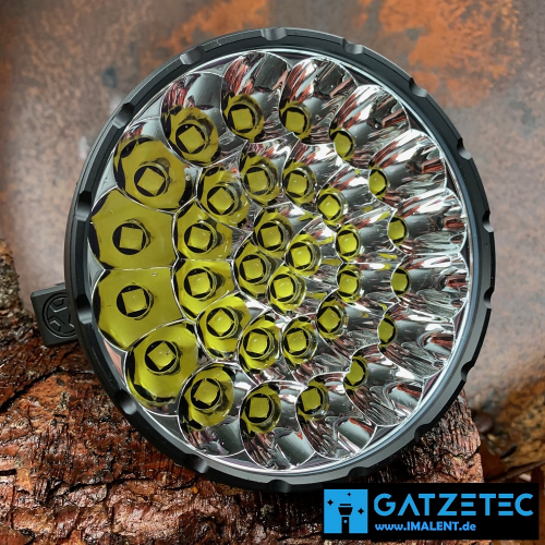IMALENT-MS32w-Taschenlampe-200000-Lumen foto von Gatzetec